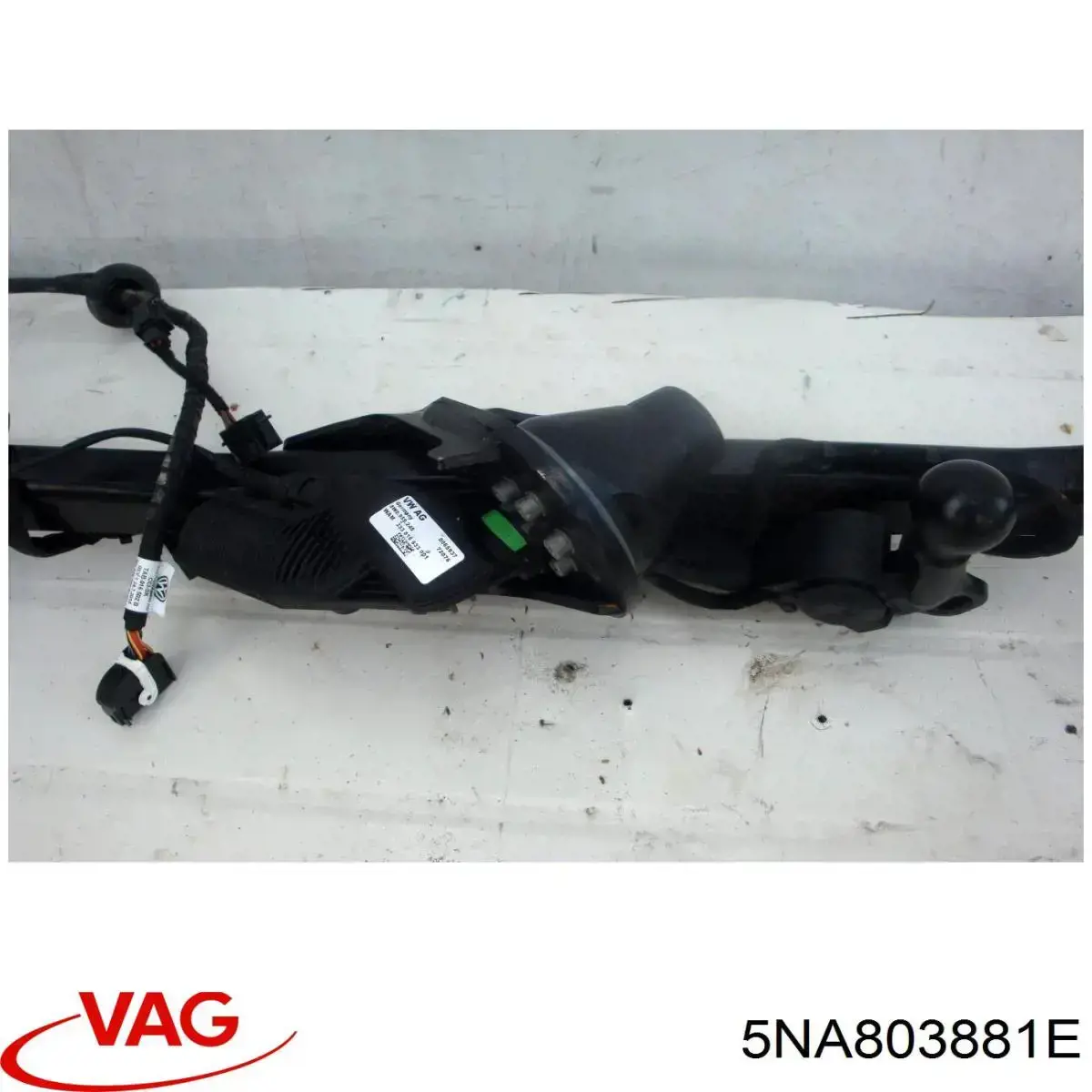 Прилад буксирний VAG 5NA803881 ціна, від 259.35 USD