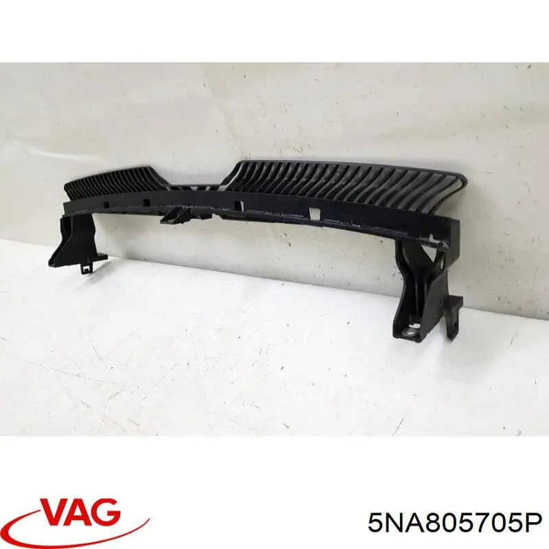 Купити 5NA805705P VAG Кронштейн бампера переднього, центральний