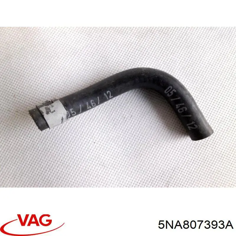 Лівий кронштейн кріплення бампера заднього VAG 5NA807393A