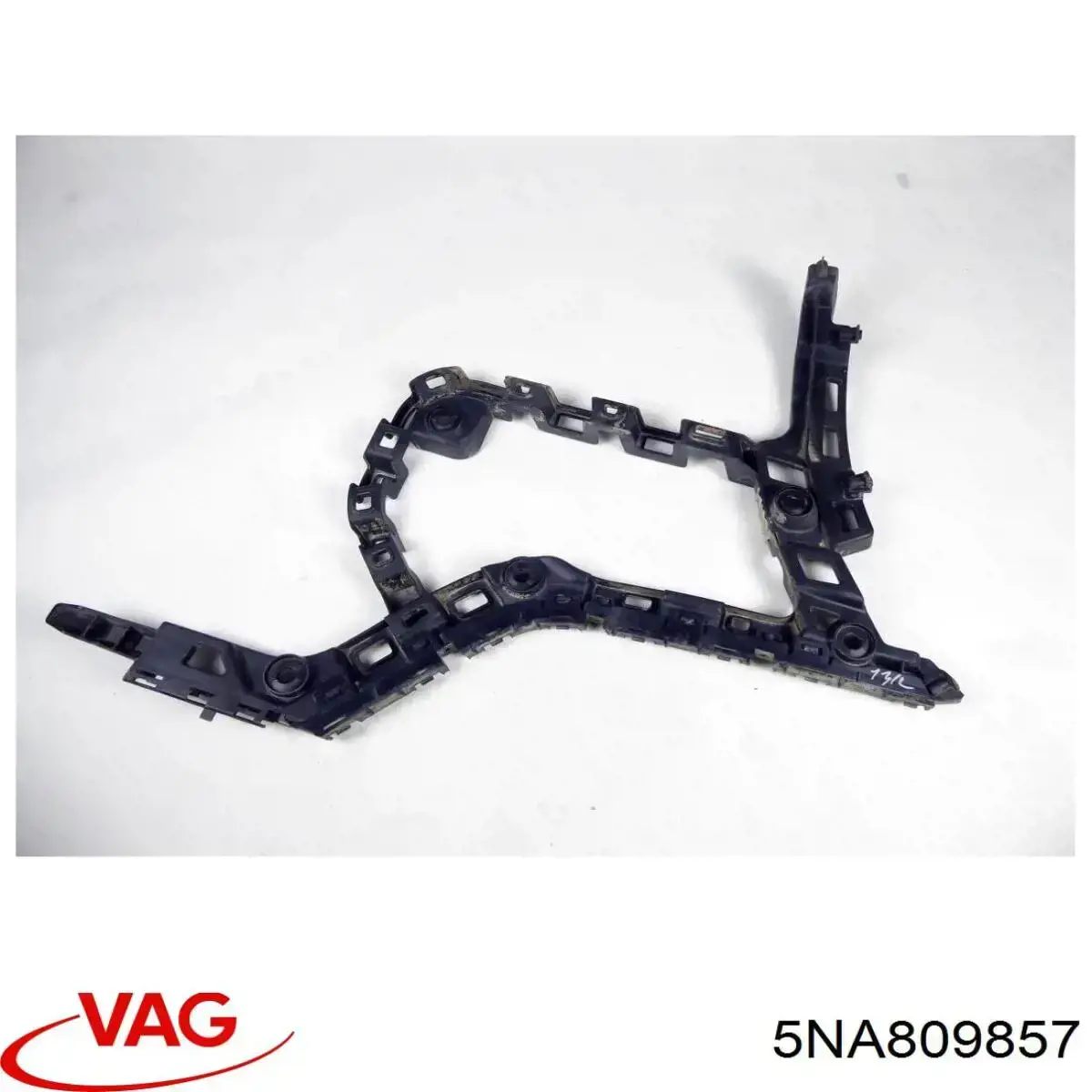 Купити 5NA809857 VAG Лючок (дверцята) бензобака