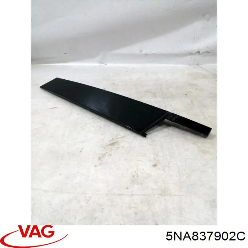 5NA837902C VAG Накладка передніх дверей, правої, вертикальної