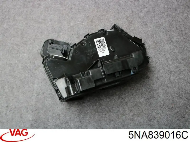 Замок задньої дверї, правої VAG 5NA839016C ціна, від 44.34 USD