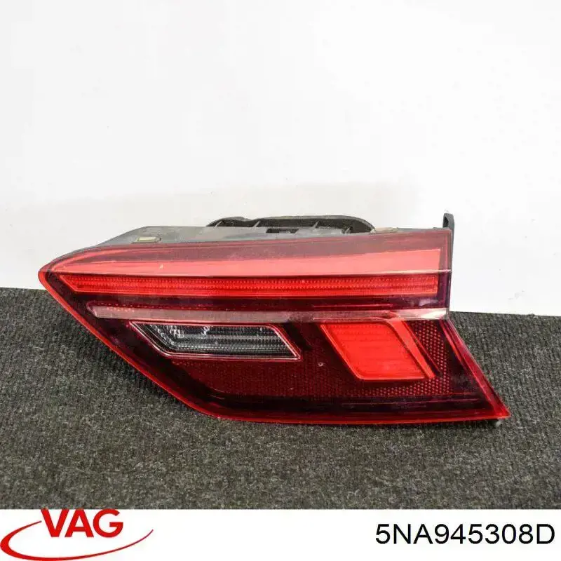Фара задня права внутрішня VAG 5NA945308D