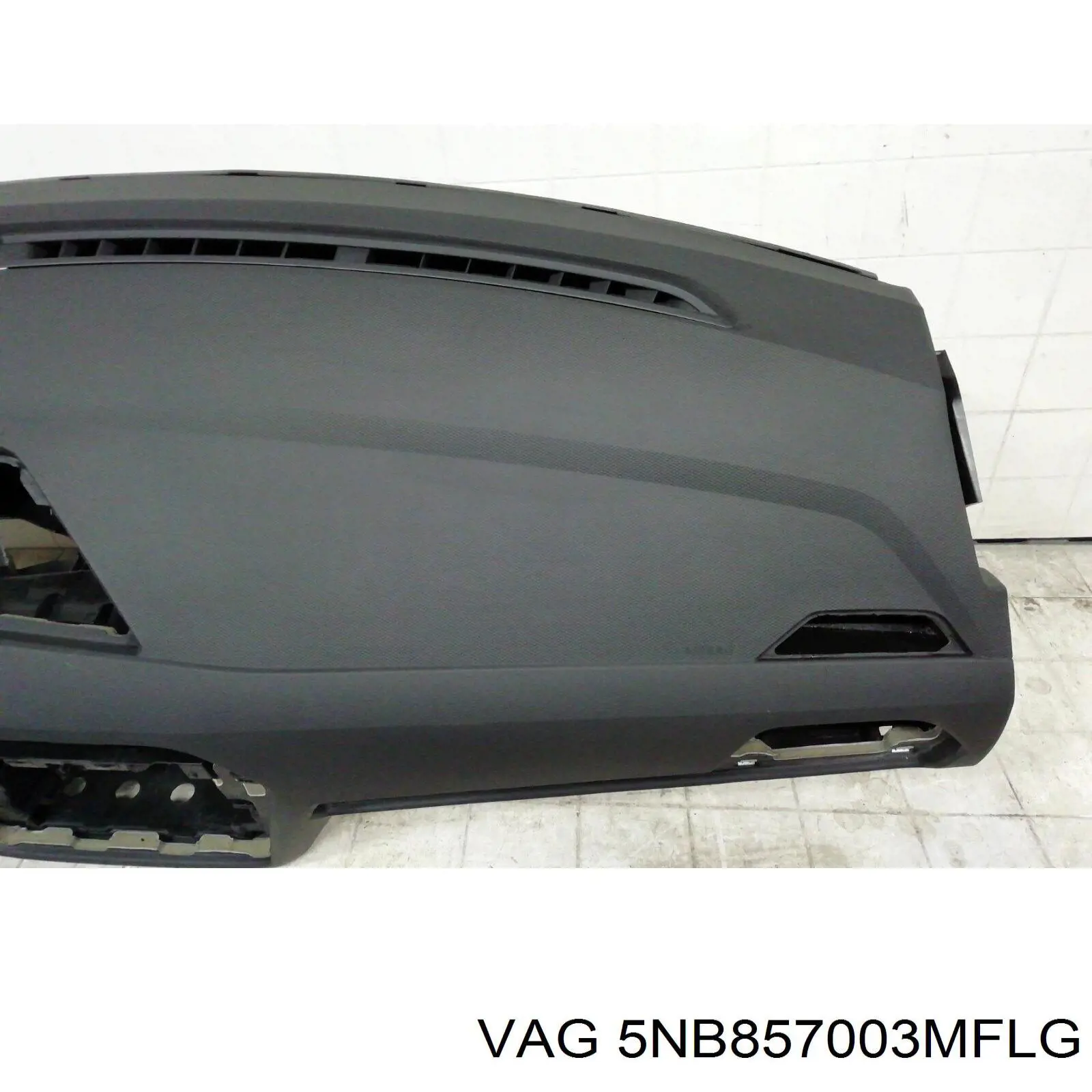Купити 5NB857003PFLG VAG Приладова панель
