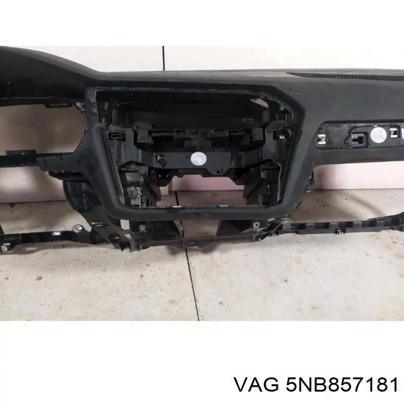  5NB857181 VAG