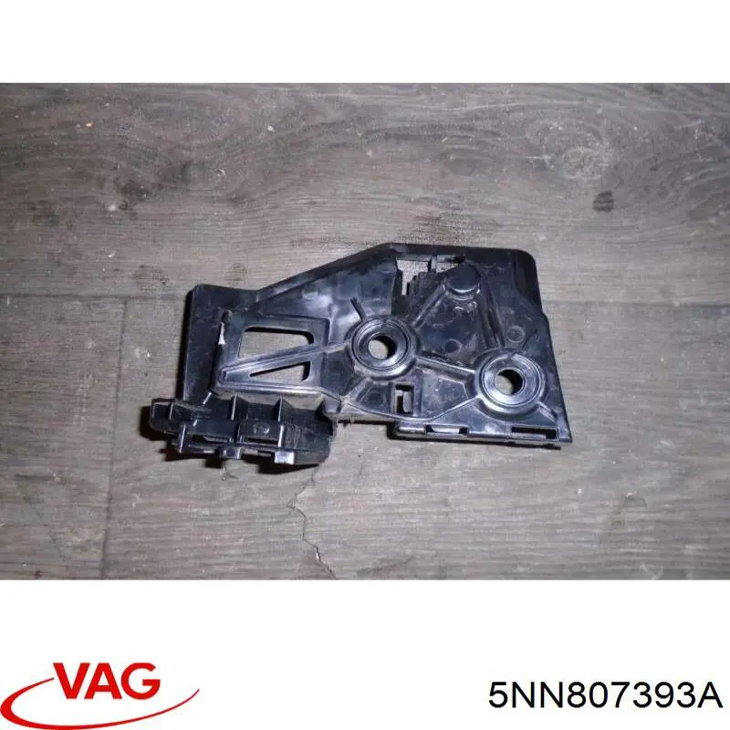 Купити 5NN807393A VAG Направляюча заднього бампера, ліва