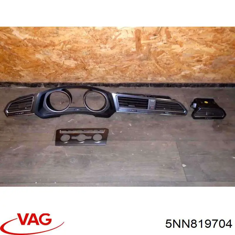  VAG 5NN819704 ціна, від 8.06 USD
