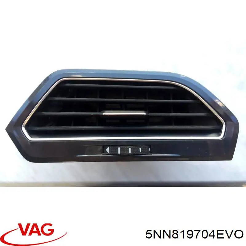 Купити 5NN819704EVO VAG Решітка повітропровода права
