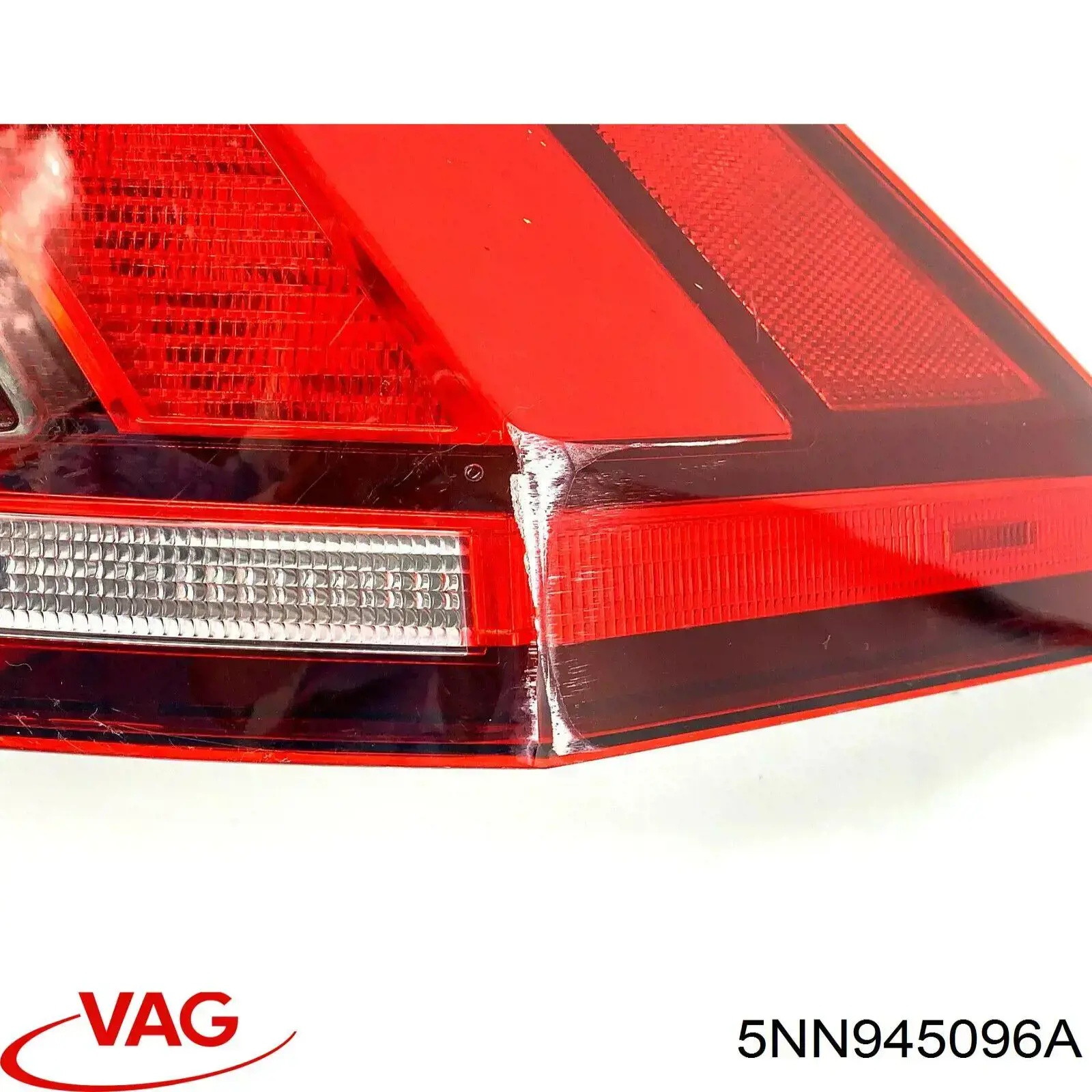 Ліхтар задній правий, зовнішній VAG 5NN945096A ціна, від 150.54 USD