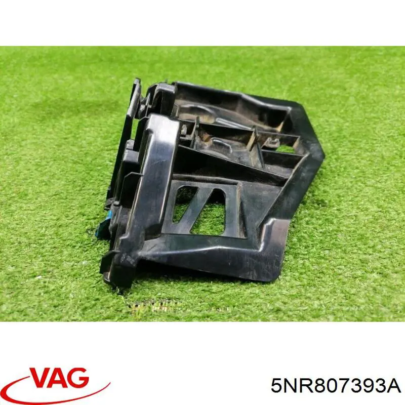 Купити 5NR807393A VAG Кріплення бамера ліве
