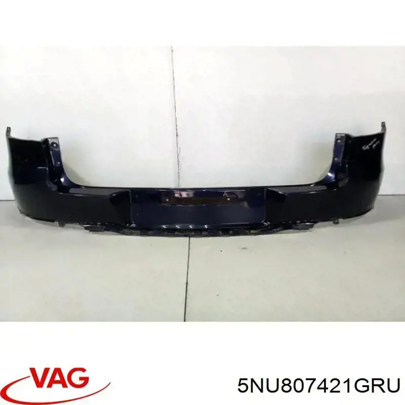 Задній бампер 5NU807421GRU VAG