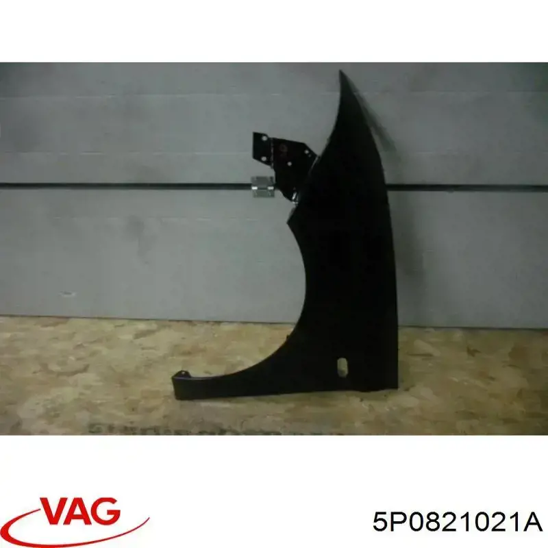 Ліве переднє крило VAG 5P0821021A ціна, від 57.00 USD