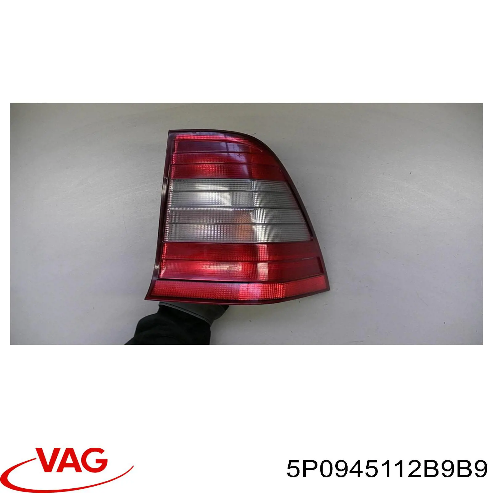 Задні ліхтарі VAG 5P0945112B9B9 ціна, від 41.33 USD