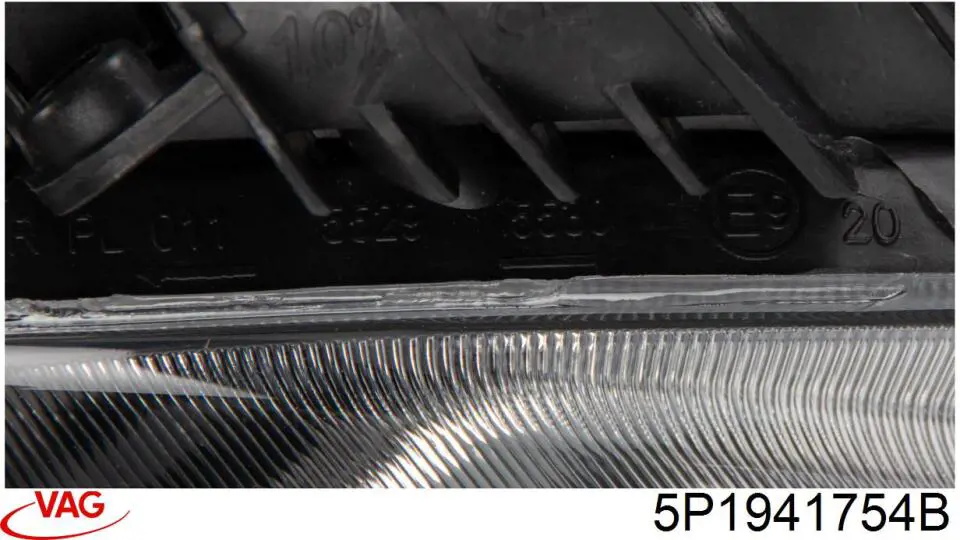 Фара правая VAG 5P1941754B ціна, від 617.43 USD