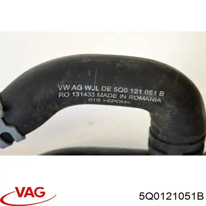 Шланг (патрубок) охолодження від додаткового насоса до помпи VAG 5Q0121051B ціна, від 11.37 USD
