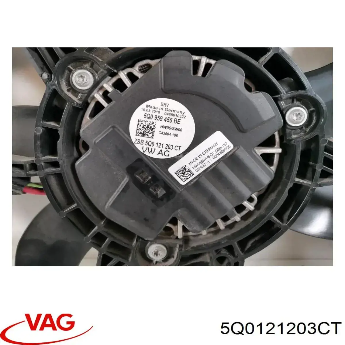 Дифузор радіатора охолодження, в зборі з двигуном і крильчаткою VAG 5Q0121203CT ціна, від 177.96 USD
