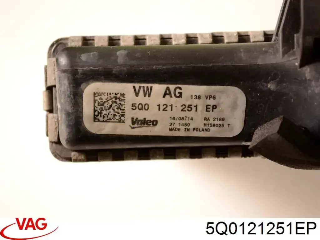 Радіатор основний VAG 5Q0121251EP ціна, від 86.56 USD