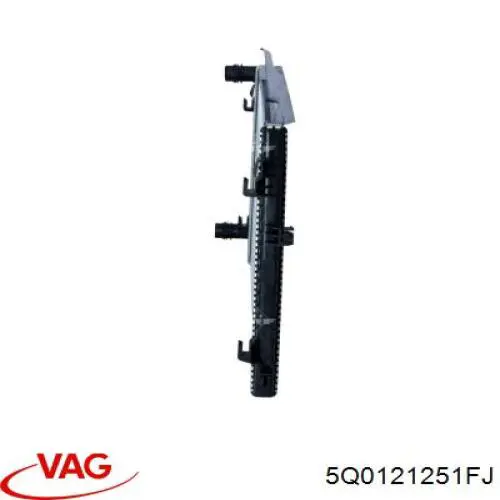 Радіатор охолодження VAG 5Q0121251FJ