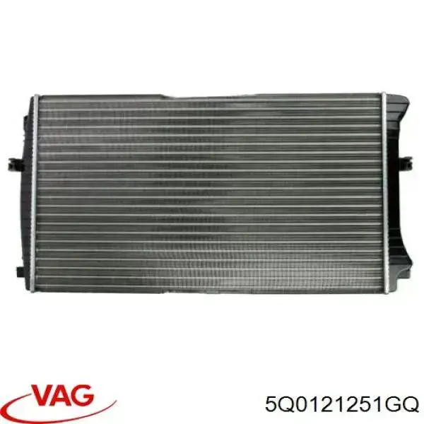 5Q0121251GQ VAG радіатор охолодження двигуна
