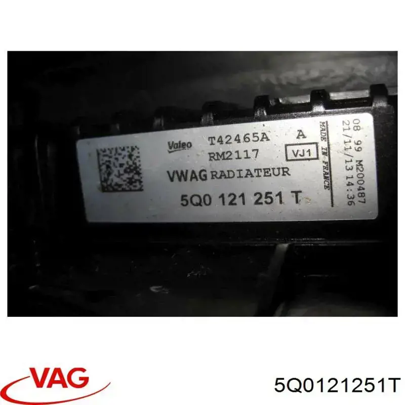 5Q0121251HC VAG Радіатор охолодження двигуна