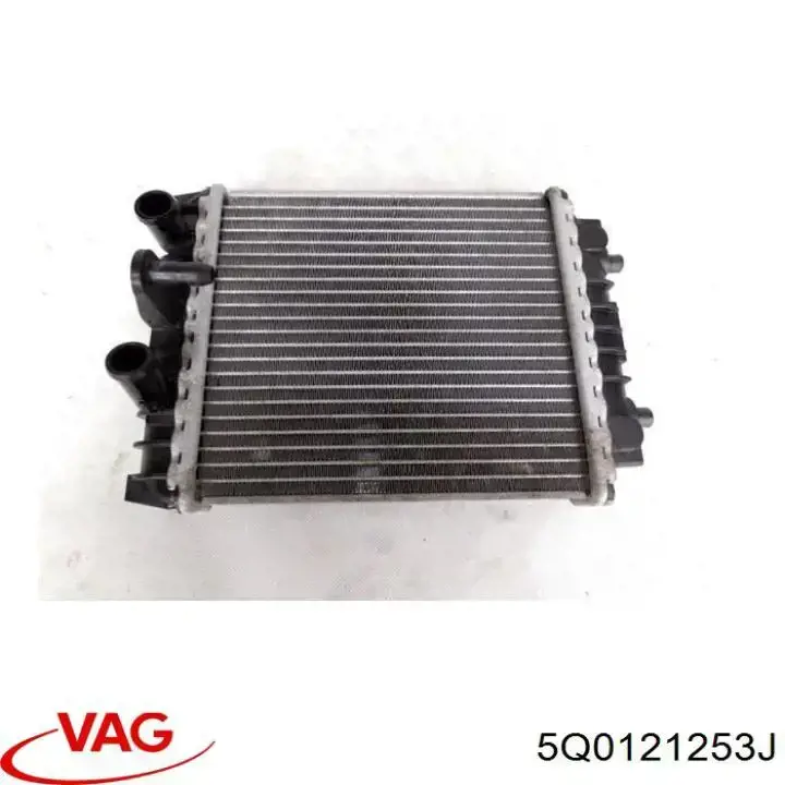 5Q0121253J VAG Радіатор охолодження двигуна, додатковий
