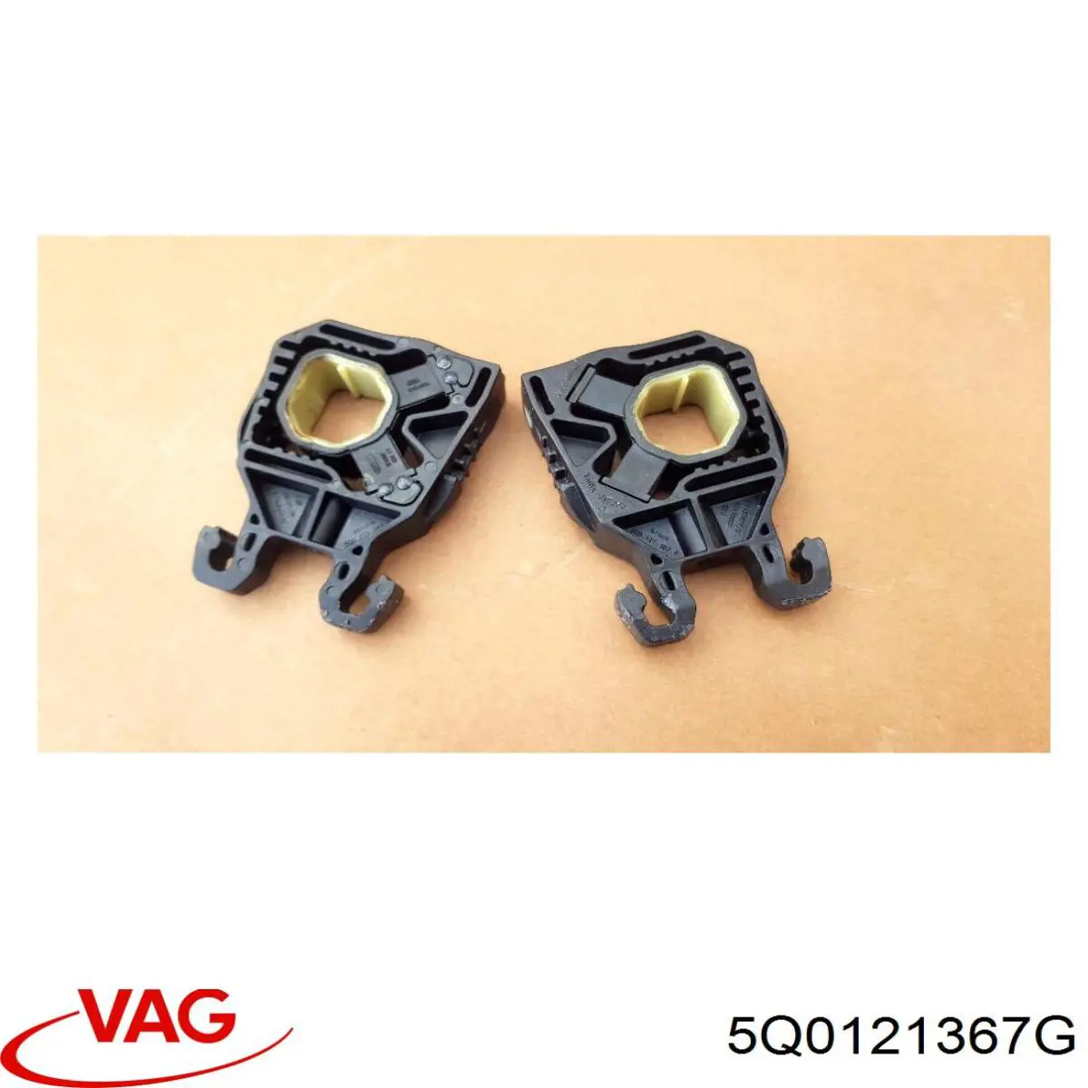 Кронштейн радіатора верхній, лівий VAG 5Q0121367G ціна, від 6.61 USD