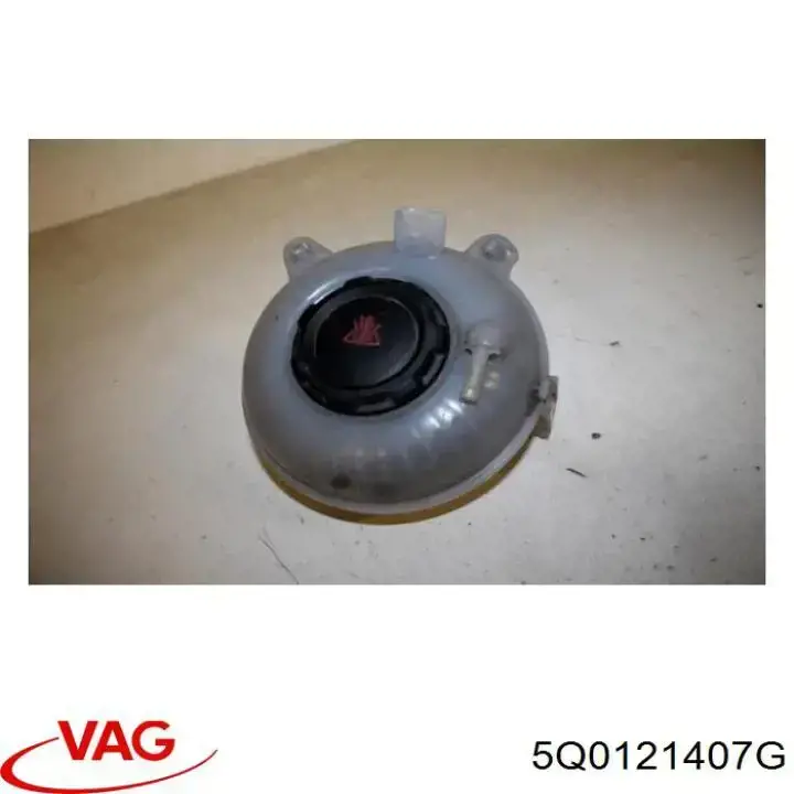 Купити 5Q0121407G VAG Водяний бачок системи охолодження