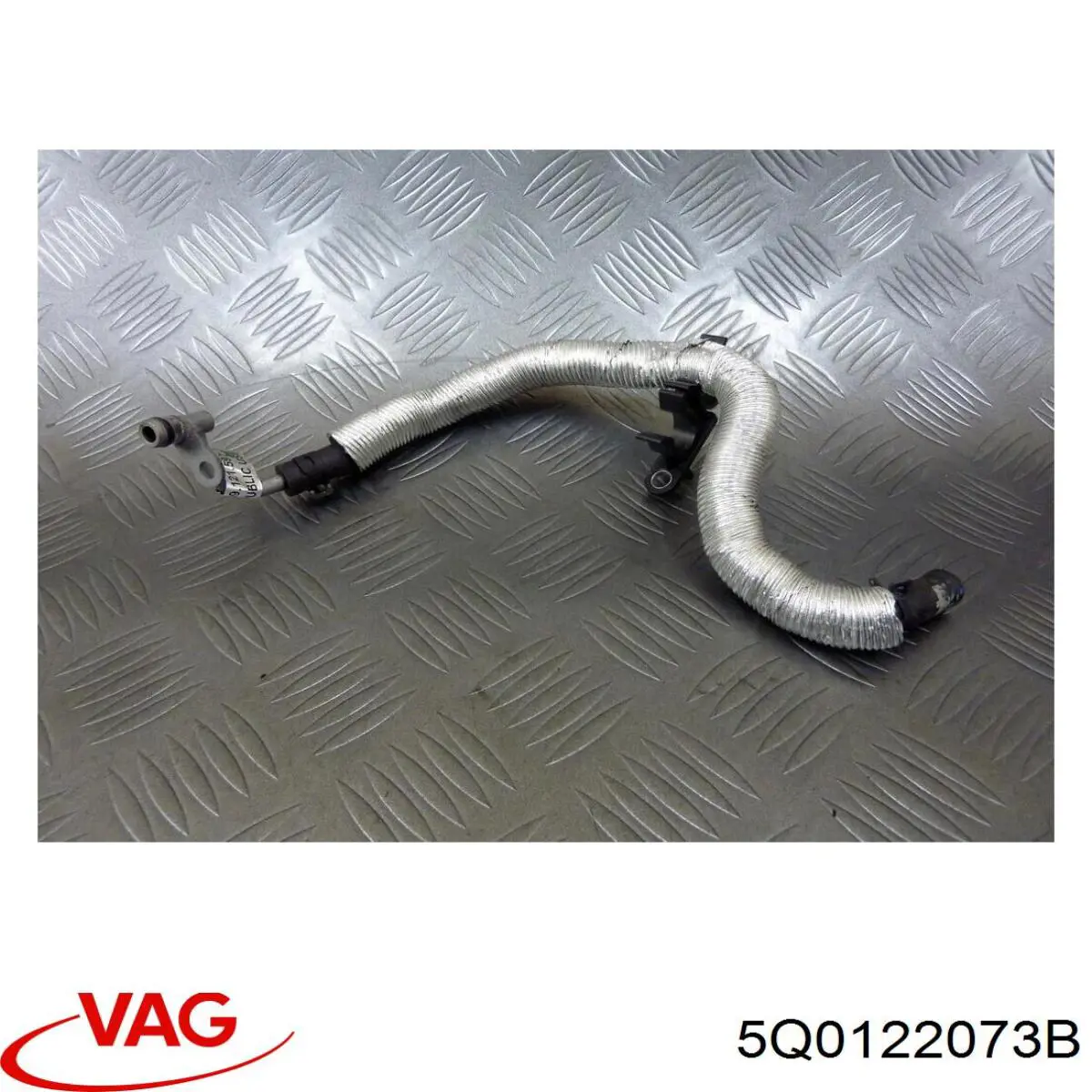 Шланг/патрубок системи охолодження VAG 5Q0122073B ціна, від 12.23 USD