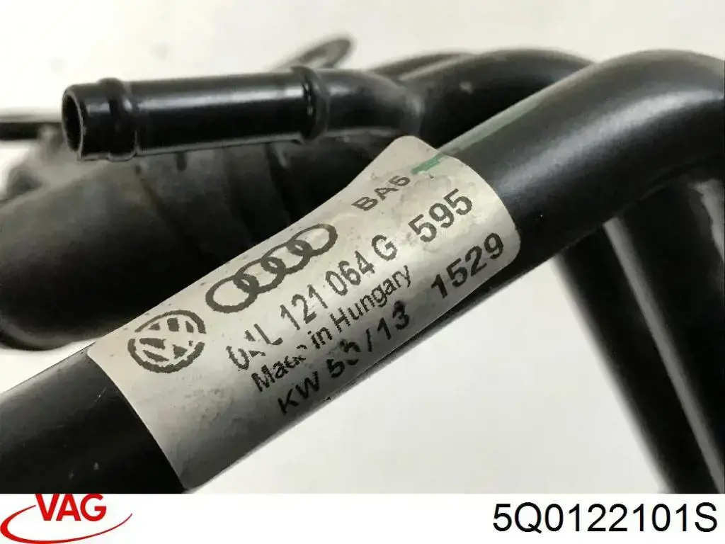 Шланг/патрубок радіатора охолодження, верхній 5Q0122101S VAG