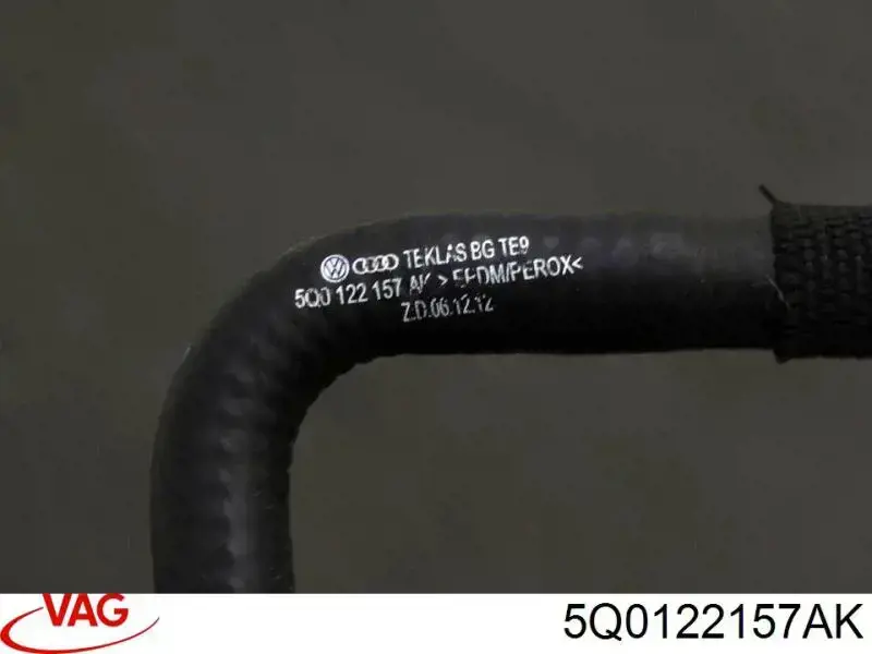 Патрубок системи охолодження VAG 5Q0122157AK ціна, від 33.15 USD
