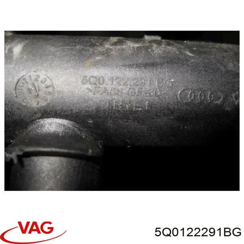 Купити 5Q0122291BG VAG Фланець системи охолодження (трійник)