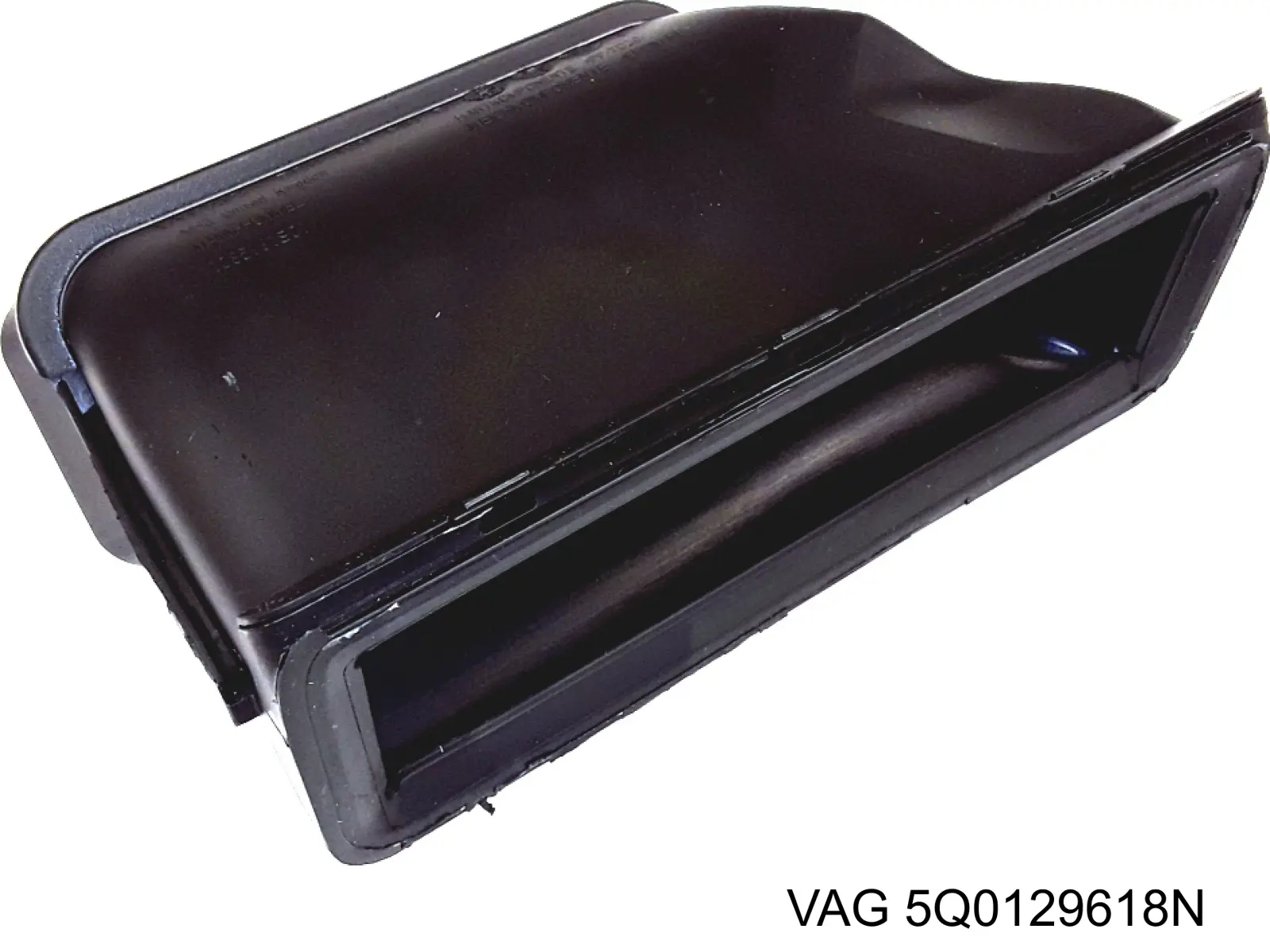 Патрубок повітряний, вхід повітряного фільтра VAG 5Q0129618N ціна, від 18.05 USD