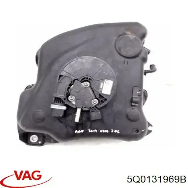 Купити 5Q0131969B VAG Бак AD BLUE