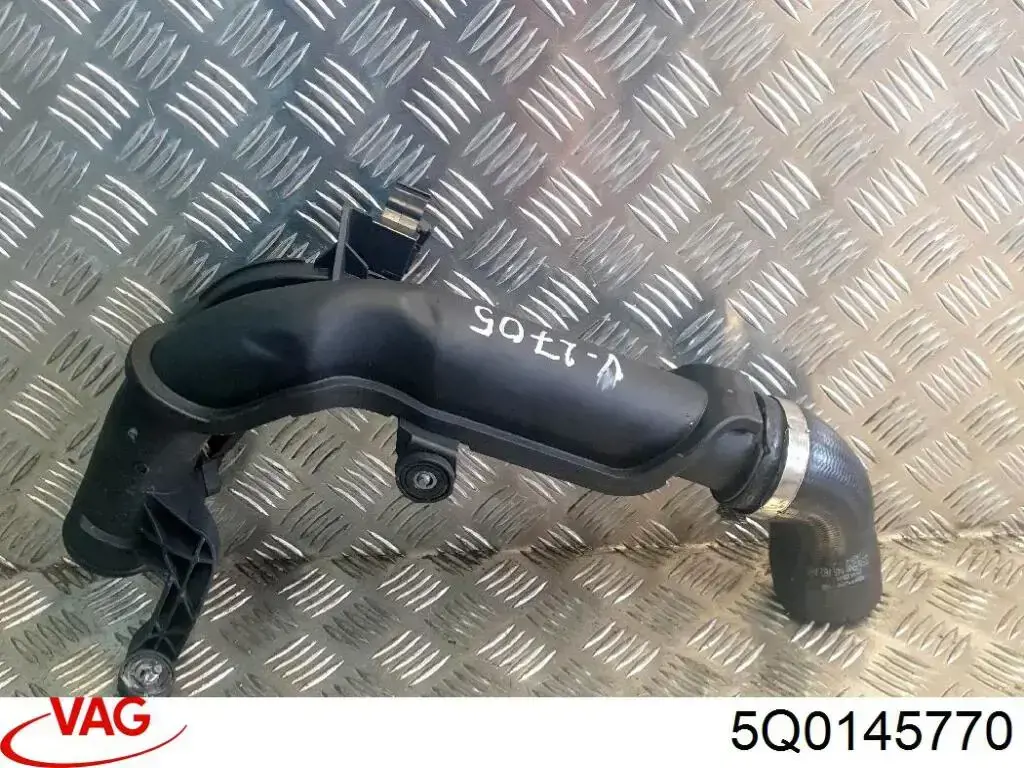 Трубка, що нагнітається VAG 5Q0145770 ціна, від 141.22 USD