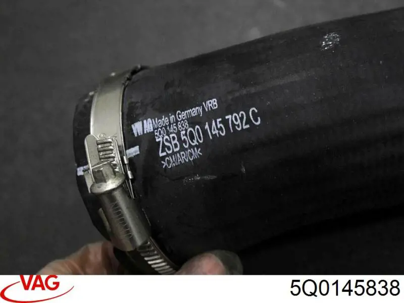 Патрубок повітряний, дросельної заслінки VAG 5Q0145838 ціна, від 10.16 USD