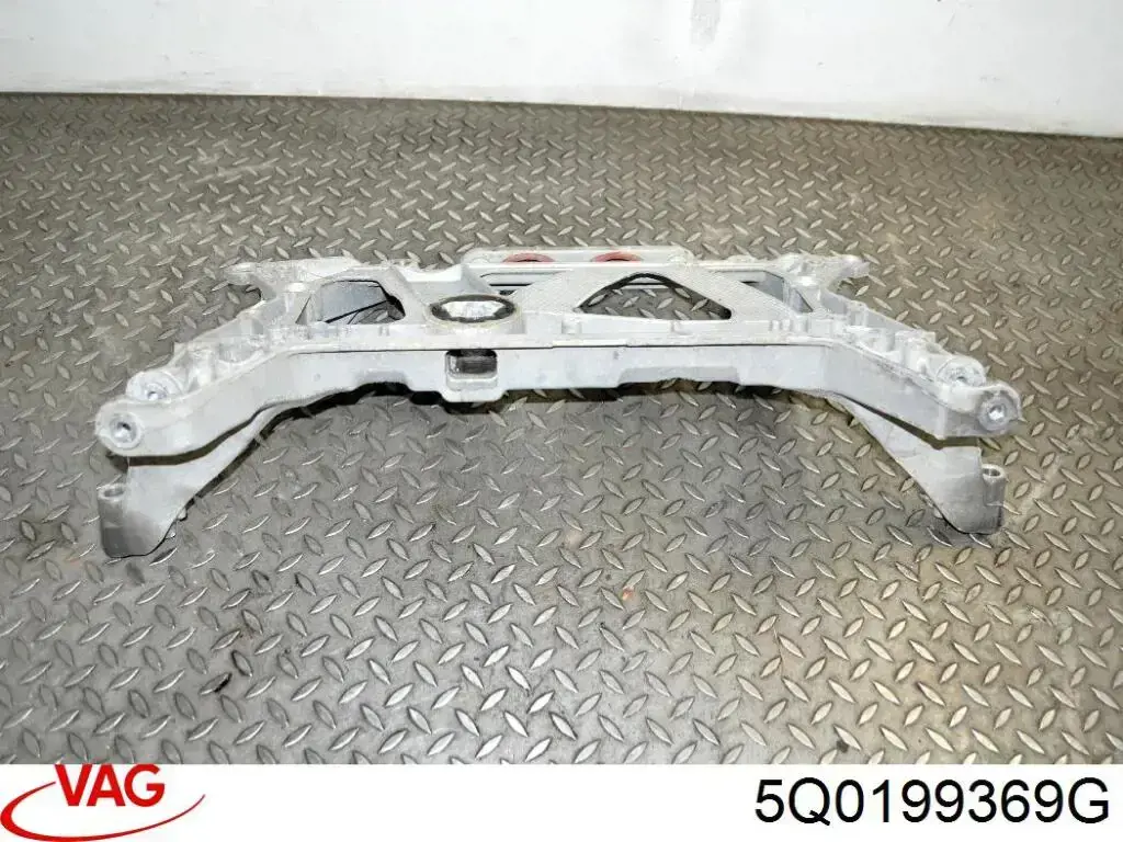 Купити 3Q0199369D VAG Підрамник передній