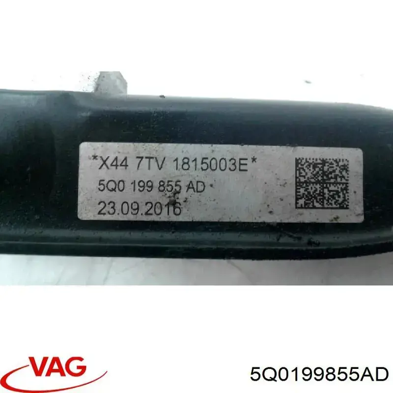 Купити 5Q0199855AD VAG Подушка двигуна передня