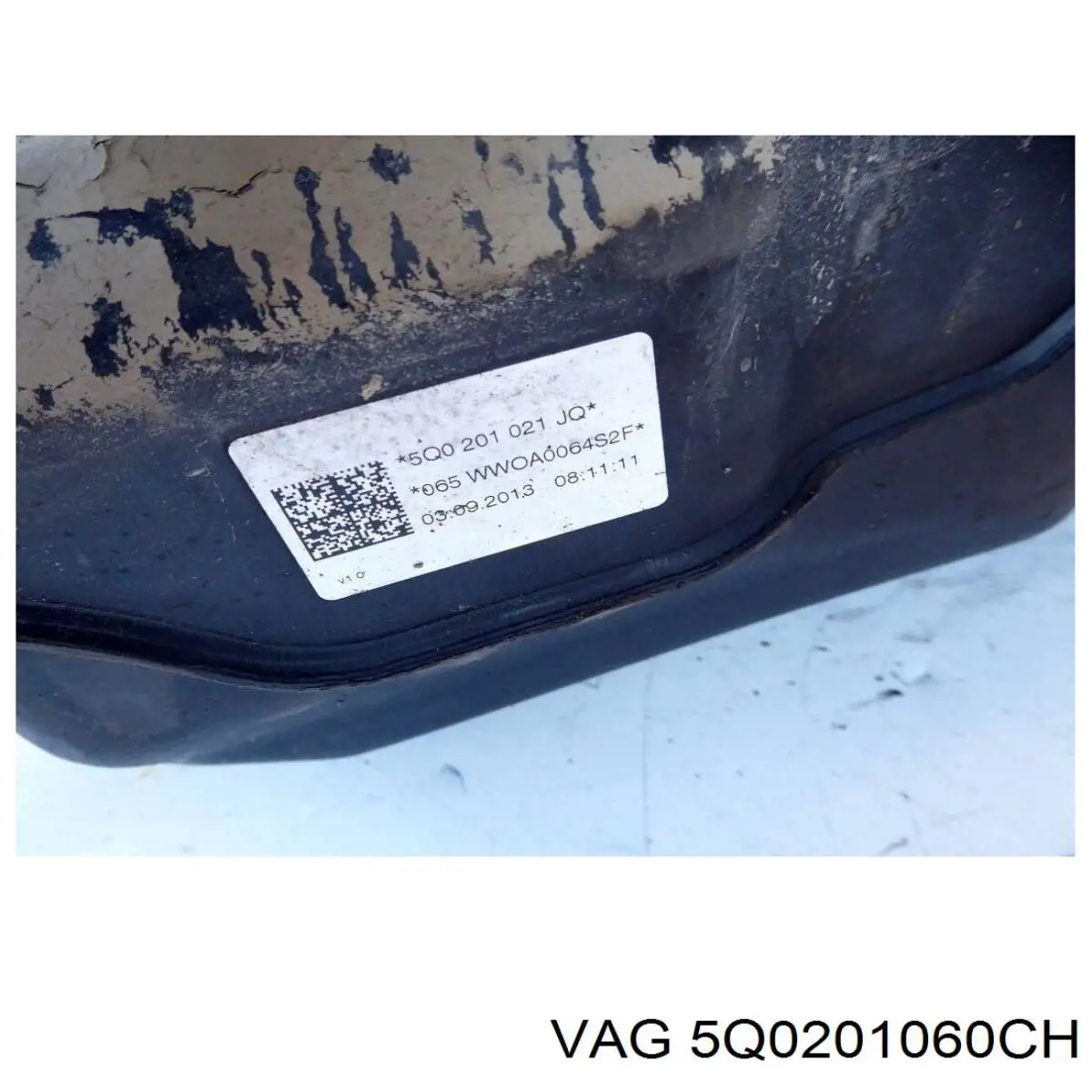 Купити 5Q0201060CH VAG Бак паливний додатковий