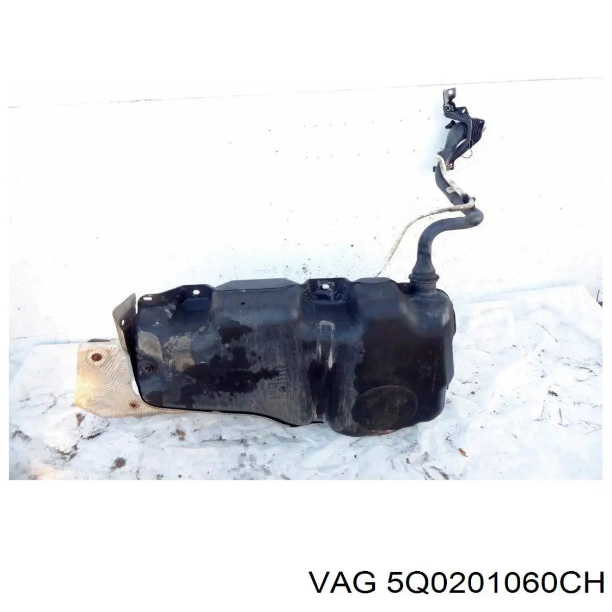 Б/бак VAG 5Q0201060CH ціна, від 1385.00 USD