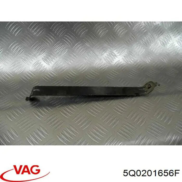 Кронштейн баку паливного 5Q0201656F VAG