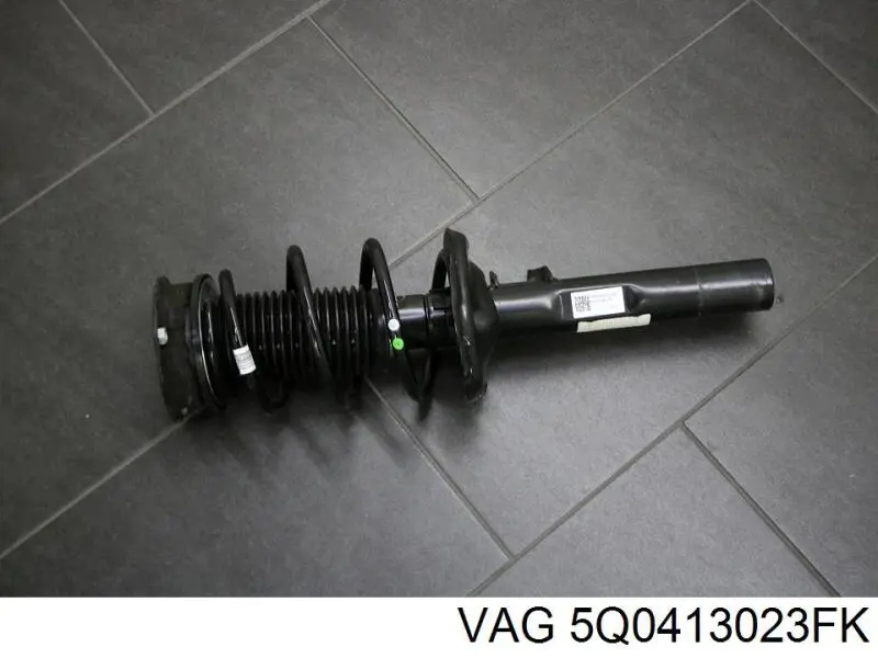 Амортизатор передній 5Q0413023FK VAG