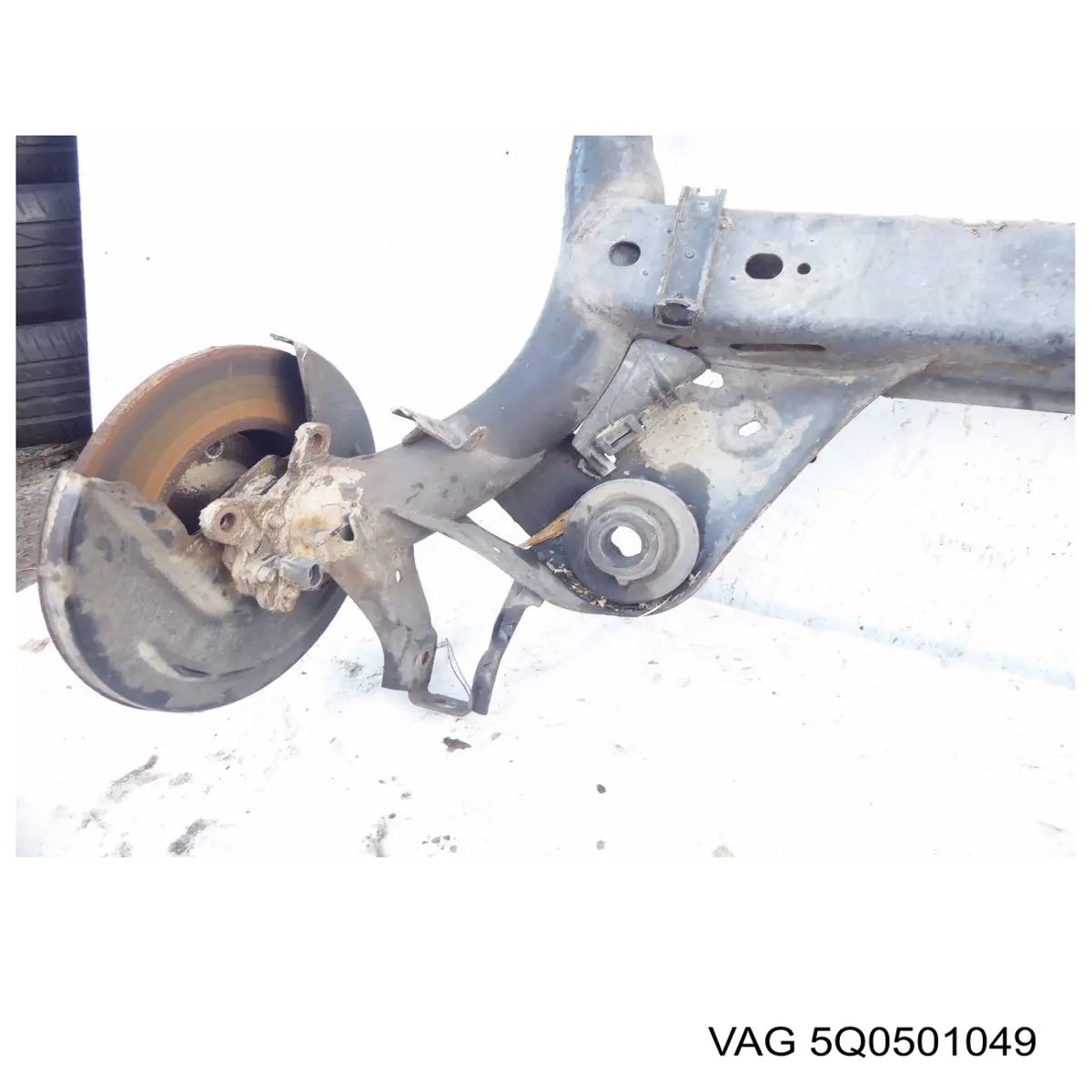 Купити 5Q0501049T VAG Балка задньої підвіски, підрамник