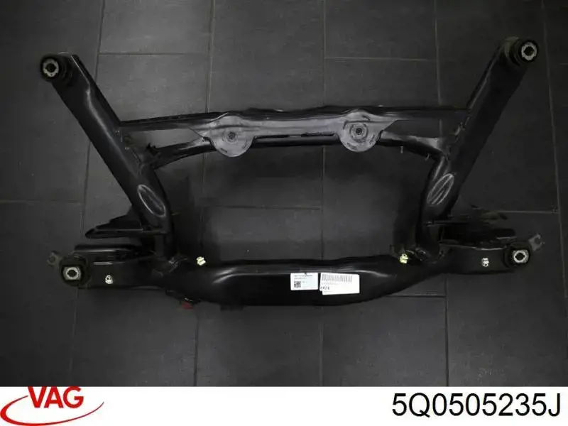  Балка задня Audi Q3 