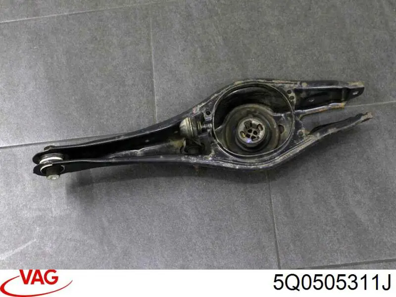Балансир задній нижній VAG 5Q0505311J