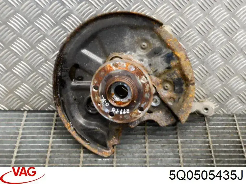 Цапфа - поворотний кулак задній, лівий 5Q0505435H VAG
