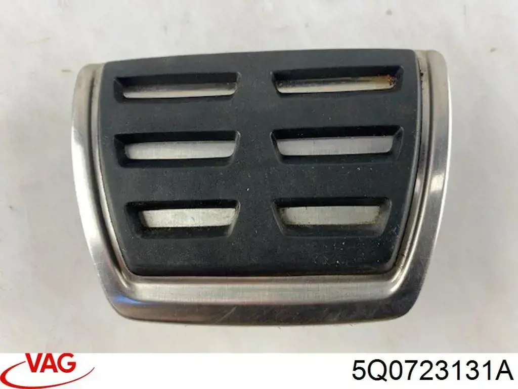 Купити 5Q0723131A VAG Накладка педалі гальма
