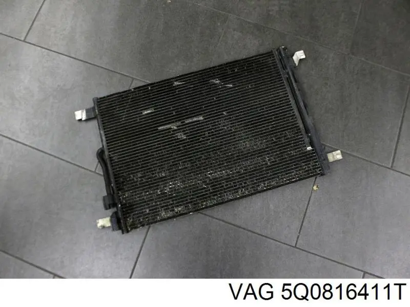 Радіатор кондиціонера 5Q0816411T VAG