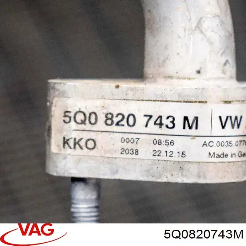 Шланг кондиціонера, від заднього випарювача до компресора VAG 5Q0820743M