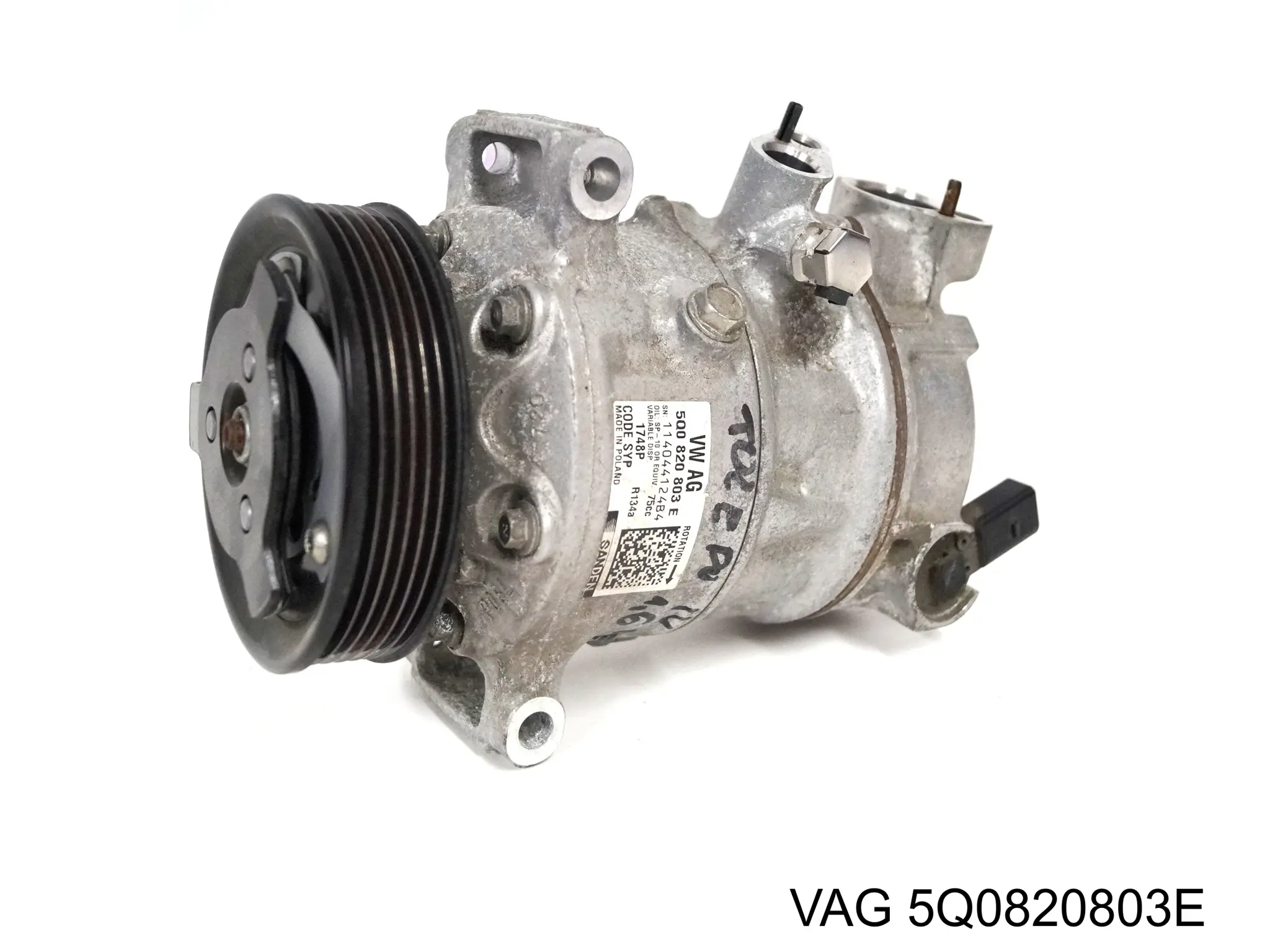 Компресор кондиціонера 5Q0820803E VAG