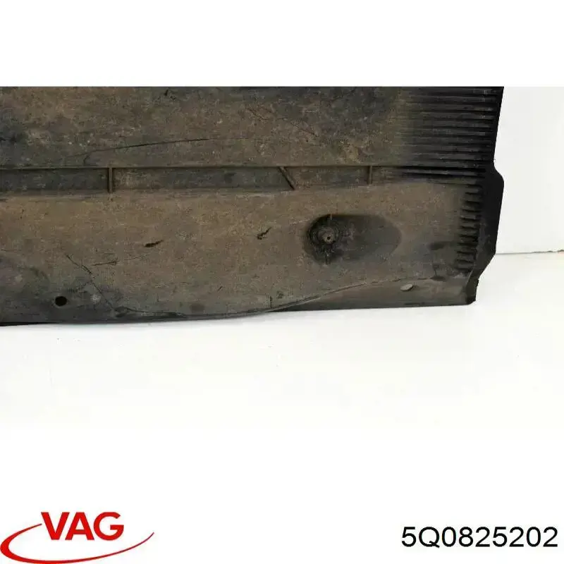 5Q0825202 VAG Захист днища передній правий